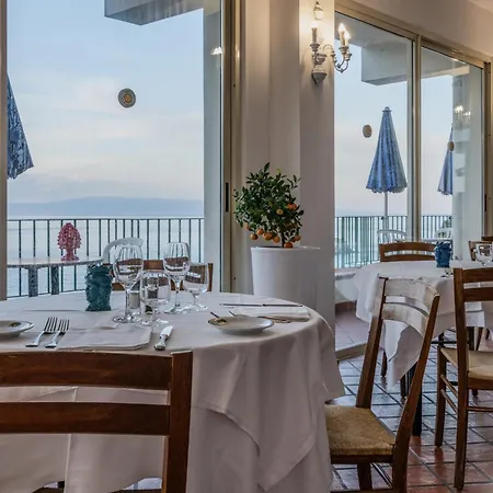 Hotiday Mare タオルミーナ